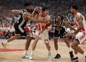 ZVEZDA DOŠLA DO PRVE POBEDE U VEČITOM DERBIJU OVE SEZONE: Gilespi proradio u važnom momentu! (FOTO) (VIDEO)