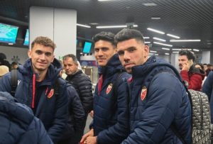 FUDBALERI CRVENE ZVEZDE OTPUTOVALI NA KIPAR: Milojević na pripremama ne može da računa na njih petoricu (FOTO)