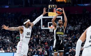 PARTIZAN PROKOCKAO VELIKU PREDNOST, ALI IPAK SLAVIO: ‘Crno-beli’ godinu započeli pobedom! (FOTO)