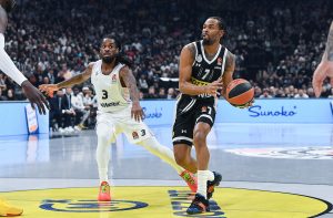 (POLUVREME) PARTIZAN-ASVEL: Moćna igra ‘crno-belih’, Pocekov tim nemoćan! (FOTO)