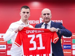 SREMČEVIĆ PREDSTAVLJEN NA ‘MARAKANI’: ‘Sanjao sam da jednog dana nosim dres Zvezde!’ (VIDEO)