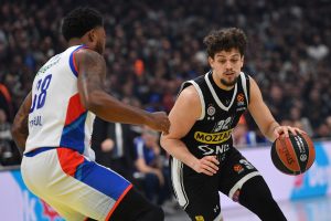 POLUVREME U ŠTARK ARENI: Prednost za Partizan – Avramović konačno onakav kakvog su ga Grobari čekali! (VIDEO)