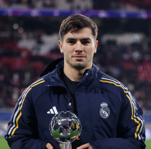 DIJAS DOKAZAO KLASU ZAMENIVŠI BELINGEMA: Real preživeo u Lajpcigu !(VIDEO)