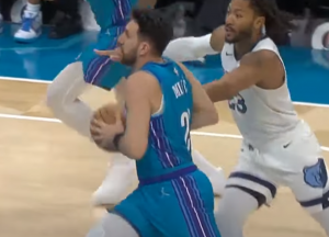 KOMENTATOR JE VRIŠTAO VASINO IME: Micić tema broj jedan u NBA! (VIDEO)