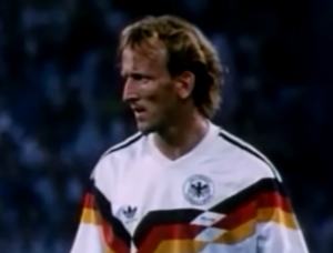 TUŽNE VESTI IZ NEMAČKE: Preminuo čuveni fudbaler zaslužan za osvajanje Svetskog prventsva! (VIDEO)