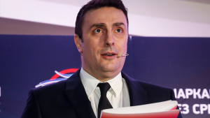 SRBIJA ZABRINUTA: Šarenac hitno prevezen u bolnicu nakon poraza!