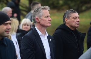 STIV KER GANUO ĐOKOVIĆA: Novak se oglasio povodom sahrane Dejana Milojevića! (FOTO)