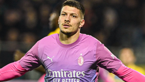 NESVAKIDAŠNJE: Luka Jović dobio pesmu od italijanskog komentatora! (VIDEO)