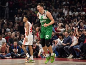 SVI POENI SA MEČA, I DETALJ ZBOG KOGA SU DELIJE POLUDELE: Pogledajte grešku sudija zbog koje je Zvezda poražena! (VIDEO)