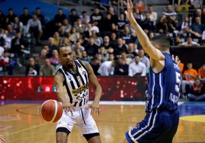 DRUGI DAN KRK DONEO PRAVO UŽIVANJE: Favorit iz ‘senke’ razočarao, Hercegovac se predstavio košarkaškoj publici!