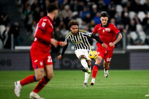 ‘STAROJ DAMI’ TEŠKO BEZ VLAHOVIĆA: Remi Juventusa i Atalante!