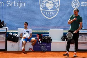 IVANIŠEVIĆ OSTAJE BEZ OZBILJNOG NOVCA: Poznato koliko je Hrvat zarađivao kao trener Novaka Đokovića! (FOTO)