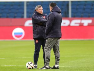 (SASTAVI) EVO KO POČINJE MEČ PRTOVI RUSIJE: Zanimljiv sastav selektora Stojkovića pred meč sa Zbornajom! (FOTO)