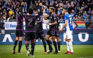 PETARDA I REKORD KEJNA ZA NOVI TRIJUMF BAJERNA: Augzburg na gostovanju nastavio seriju pobeda! (VIDEO)