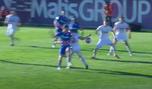 (ANKETA) DA LI JE JAVOR OŠTEĆEN? Ovo je sporan penal iz koga je Crvena zvezda povela u Ivanjici! (VIDEO)