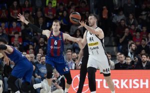 TEŽAK PORAZ PARTIZANA U BARSELONI: Crno-beli sve dalji od plej-ina Evrolige! (VIDEO)