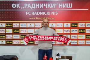 JOKSIMOVIĆ PRED DUEL SA NAPRETKOM: Strateg Radinčkog se dotakao svog kolege Gaćinovića!