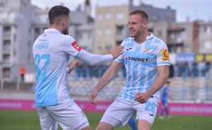 HAJDUK NI OVE GODINE SIGURNO NEĆE BITI PRVAK: Beli sada poraženi i u derbiju sa Rijekom!