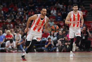 DOBRO POZNATO IME U ARENI: Doneo je voljenom klubu 10 miliona evra, pa došao da ga bodri! (VIDEO)