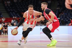 ZVEZDA NAPRAVILA ČUDO U ARENI: Crveno-beli i pored sramotne igre uspeli da nadoknade -18 protiv Studenata! (FOTO)