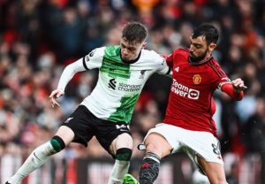 LUDNICA NA OLD TRAFORDU: Bruno pogodio sa skoro pola terena, Junajted odoleo Liverpulu! (VIDEO)