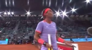 NADAL U RASPRAVI SA SUDIJOM: Zakasnio sa čelendžom, pa tražio supervizora na teren! (VIDEO)