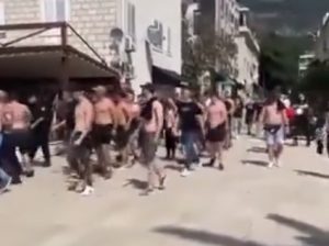 VELIKI INCIDENT U TIVTU: Navijači Sutjeske pred meč sa Arsenalom čašama gađali ljude u kafiću (VIDEO)