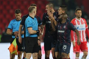 U SRBIJI PENAL, ALI NE I U LIGI ŠAMPIONA: Slična situacija kao kod jedanaesterca za Zvezdu, ali drugačija odluka sudije (VIDEO)