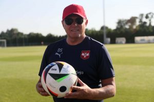 PIKSI DOBIO POVERENJE, PA SE VRATIO NA EURO: Selektor Srbije u društvu slavnog trenera gleda finale Španija – Engleska! (FOTO)