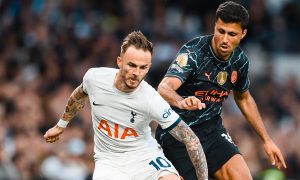 DA KOMŠIJI CRKNE KRAVA: Navijači Totenhema slave poraz svog tima od Sitija i to zbog Arsenala!