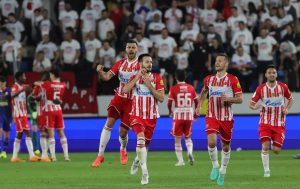 (POLUVREME) ZVEZDA VODI, IVANIĆ RASTUŽIO BIVŠE NAVIJAČE: Crveno-beli minimalni na poluvremenu! (VIDEO)