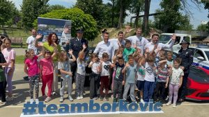 SVAŠTA SU NAUČILI: Deca u Pančevu uživala na Borkovićevom štandu na Sajmu sporta! (FOTO)