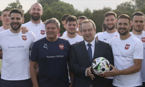 MINISTAR DAČIĆ POSETIO ORLOVE PRED PUT U NEMAČKU: „Pobede krepe duh cele nacije“ (FOTO)