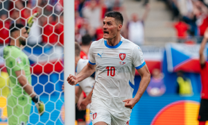 ON JE PRESTIGAO LEGENDARNOG SRBINA: Pao rekord Dragana Džajića na EURU! (FOTO+VIDEO)