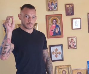 DUŠAN DŽAKIĆ SE OGLASIO PRED MEČ SA KROATOM: „Pomolite večeras za mene i Barija“ (VIDEO)