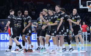 SAOPŠTENJE KK PARTIZAN: Vređani su Željko, Panter, Aleksa, Nedović, Teodosić – pa meč nije prekidan!