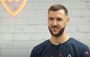 PRELASKOM U ZVEZDU SAM ISPUNIO DEČAČKI SAN: Plavšić otvorio dušu i poslao jaku poruku navijačima! (VIDEO)