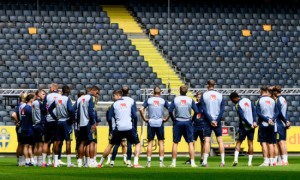 DANAS JE KRAJ: Jedan od najboljih napadača ikada završava karijeru protiv Orlova!