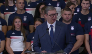 VUČIĆ ČESTITAO ALEKSANDRI PERIŠIĆ: „Tako se bori za Srbiju, čekamo zlato!“ (FOTO)