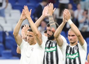 FK PARTIZAN IZDAO BITNO SAOPŠTENJE NAVIJAČIMA: Klub je pod uslovnom kaznom UEFA i vrlo je važno da se ovo ispoštuje!