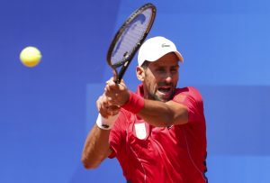 DOBRA RAZMENA, PA SJAJAN POEN: Evo kako to Novak radi protiv Rafe! (VIDEO)