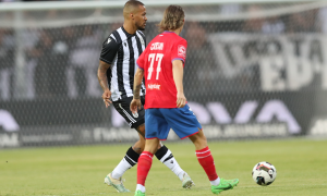 OVAKAV PENAL SE NE VIĐA ČESTO: Bizarna situacija na meču Paoka i Borca! (VIDEO)