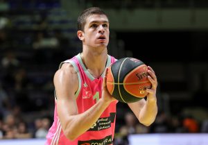 SJAJNE VESTI IZ AMERIKE: Supertalentovani srpski košarkaš uspešno operisan!