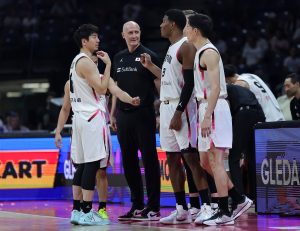 GEST ZA VELIKO POŠTOVANJE: Ovako su se Japanci zahvalili domaćinu nakon meča u Beogradskoj areni! (FOTO)