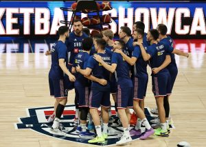 PLAKANJE OD SMEHA: Naši košarkaši u epizodi objašnjavanja stranih pojmova! (VIDEO)