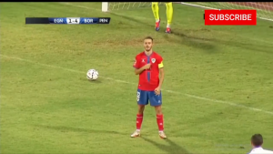 NAJLEPŠE MOGUĆE SCENE U SRED ALBANIJE: Tri puta se prekrstio nakon pobedničkog gola! (VIDEO)