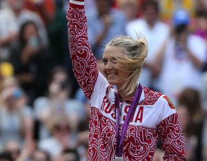 ČUVENA TENISERKA PLENI LEPOTOM: Ruskinja oduševila sve svojim novim imidžom (FOTO)