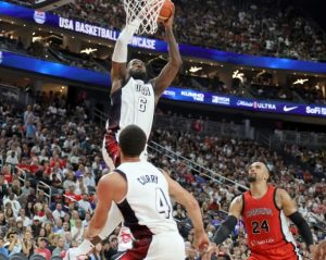 AMERI UPALILI MOTORE PRED OI 2024: Rutinska pobeda SAD nad Kanadom, Embid se „posvađao“ sa FIBA pravilima! (VIDEO)