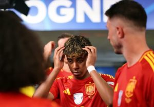 JAMAL NAJMLAĐI IKADA: Rekord Pelea i zvanično oboren!