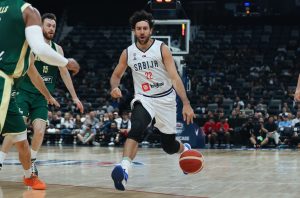 MAGIJA VASE MICIĆA: Minijatura srpskog pleja i silovito zakucavanje Milutinova (VIDEO)